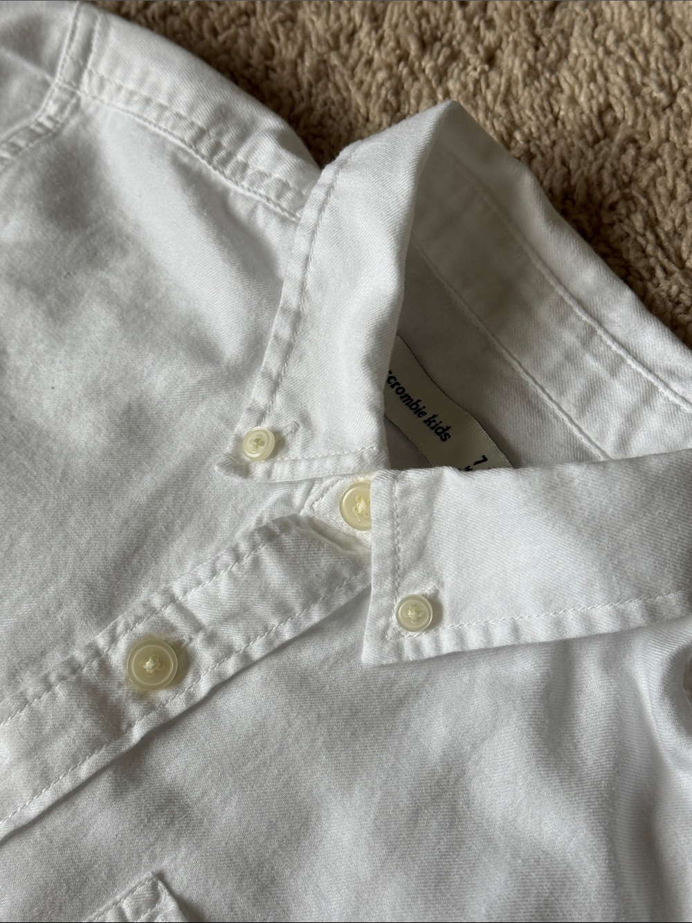 abercrombie kids White Button-Front Collared Shirt size 7/8 - Picture 3 of 10